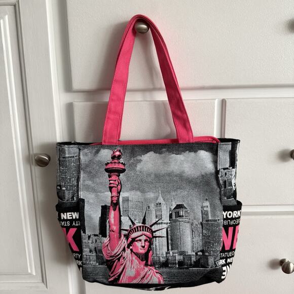 Robin Ruth New York Statue of Liberty Tote Bag Pink & Black Zip Top - Picture 2 of 5